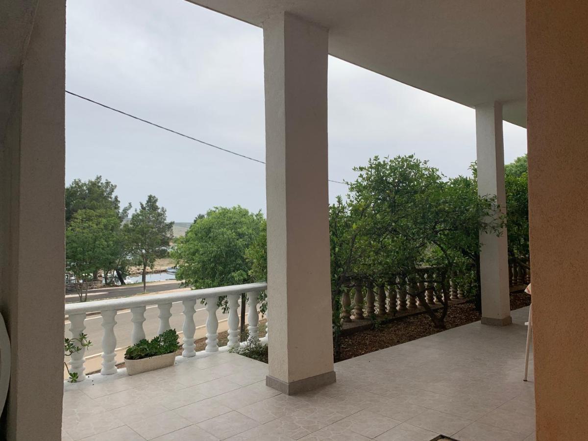 Apartmani Spomenka Seline Luaran gambar