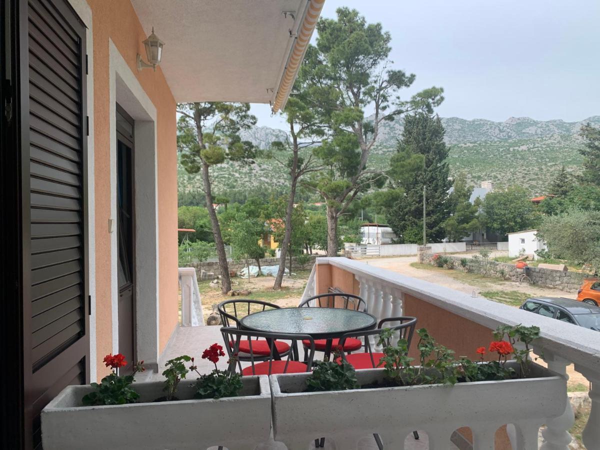 Apartmani Spomenka Seline Luaran gambar