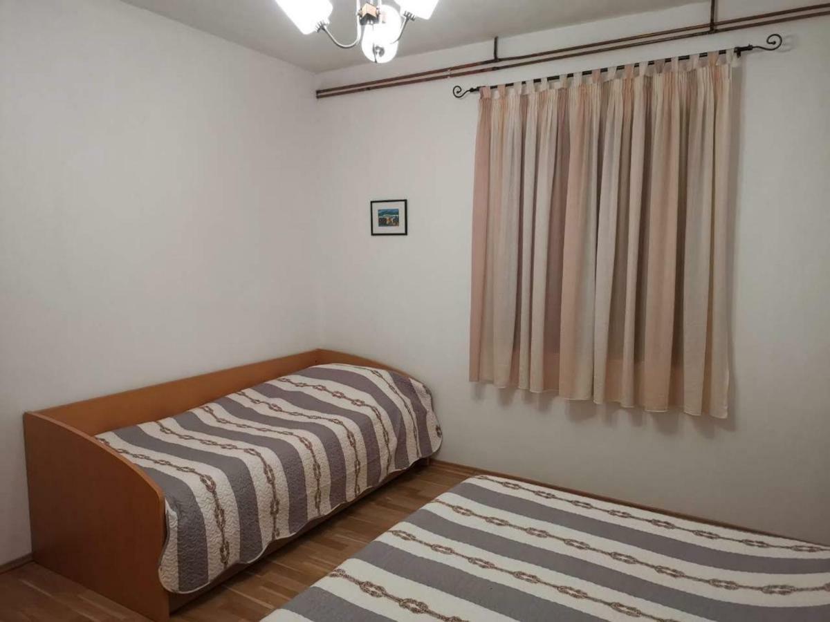 Apartmani Spomenka Seline Luaran gambar
